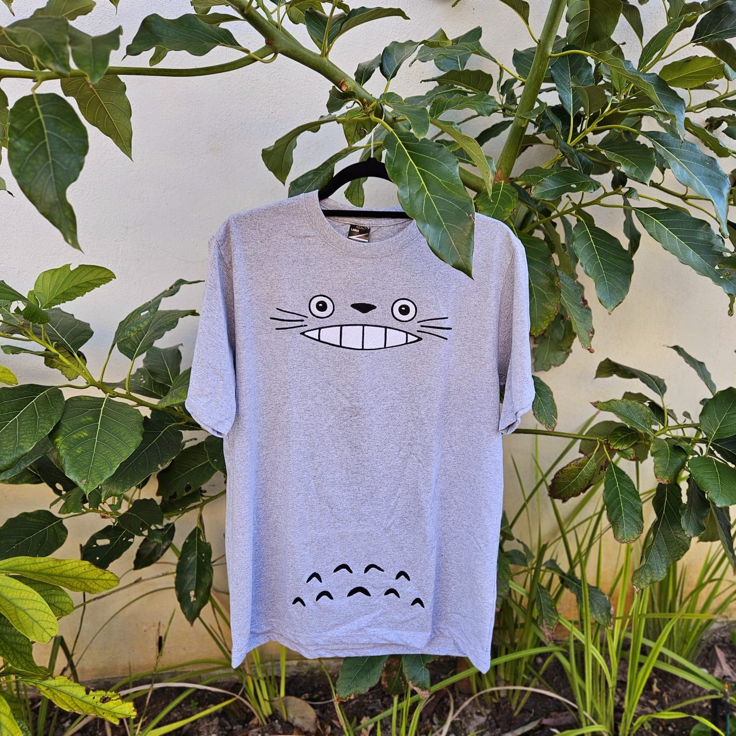Anime Embroidered T-shirt - Studio Ghibli - Totoro Anime Embroidered T-shirt - Studio Ghibli - Totoro
